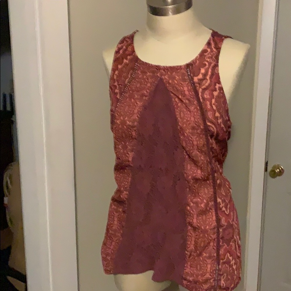 Woman’s Hint of Mint tank top XL